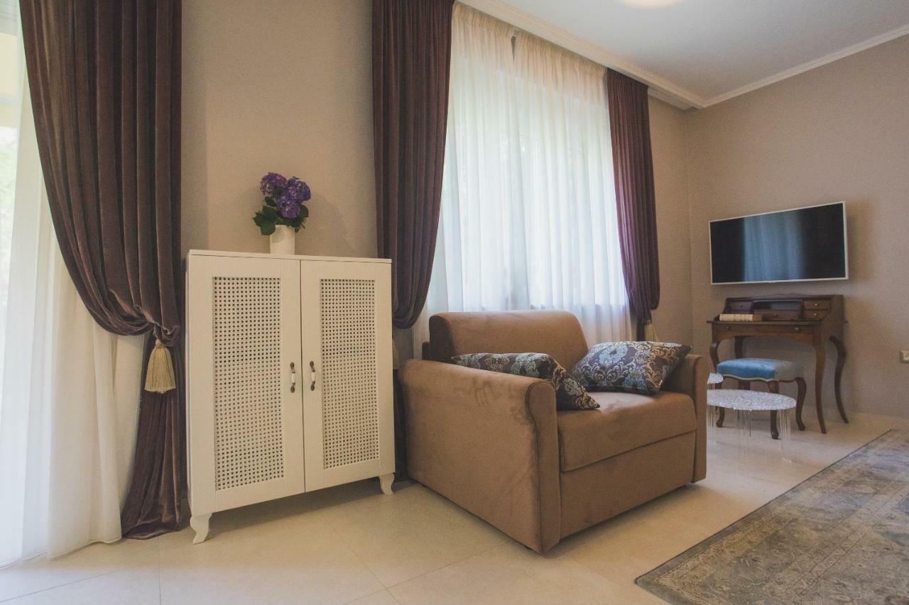 Luxury Apartment Padre Pio Спліт Екстер'єр фото